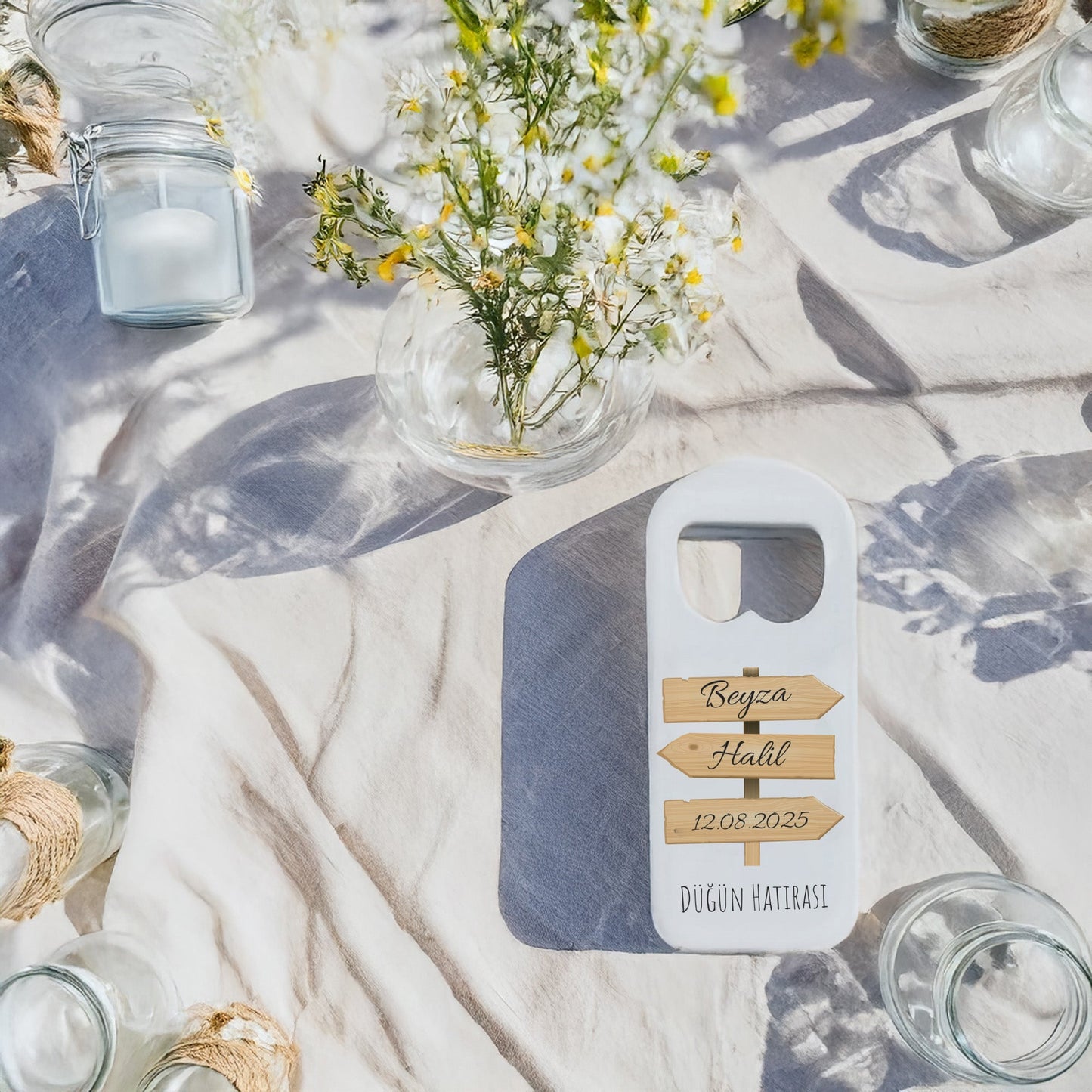 Ahşap Yön Tabelası Tasarımlı - Kişiye Özel Plastik Açacak Magnet