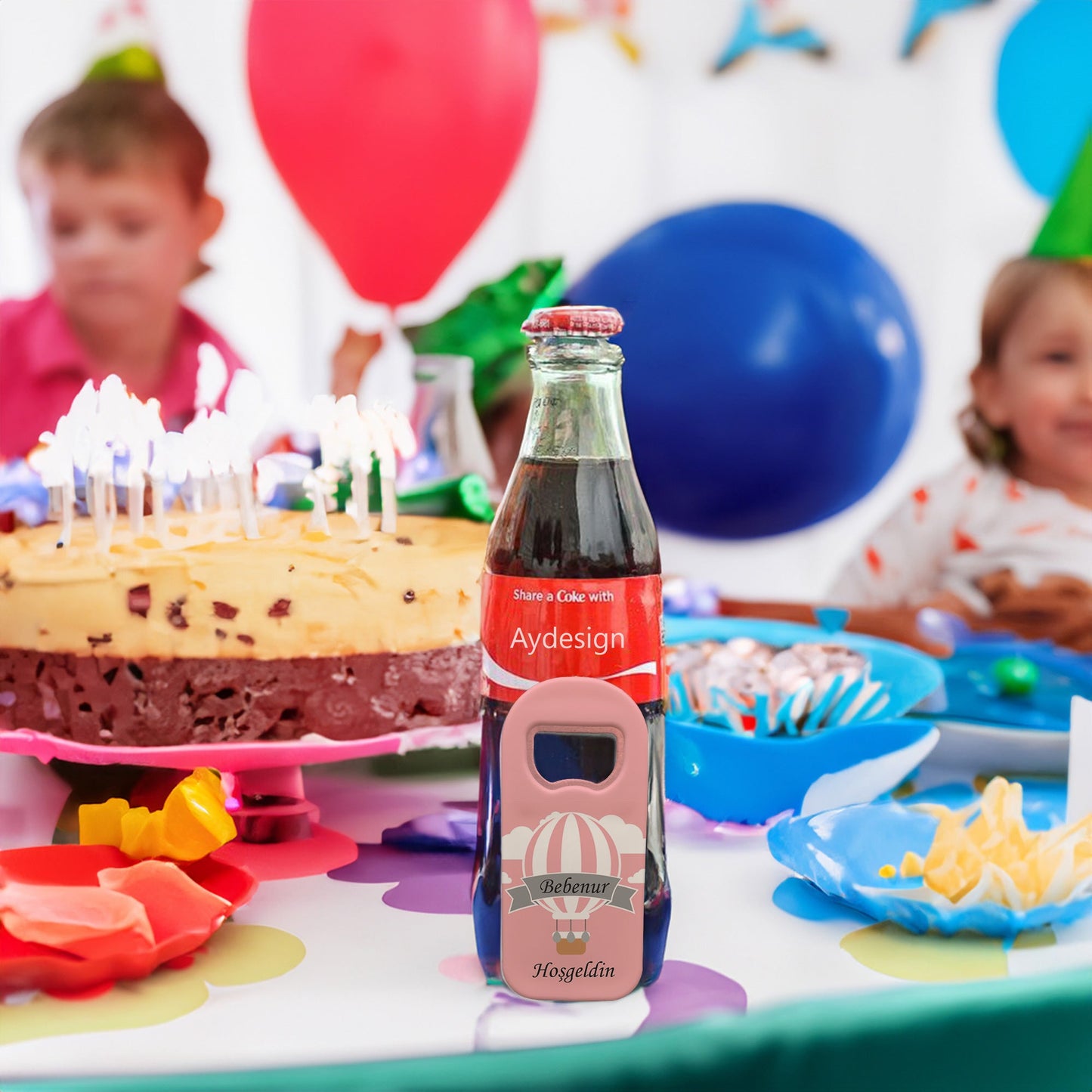 Pembe Zeminli Balon Temalı Plastik Açacak Magnet | Doğumgünü, Babyshower, Diş Buğdayı ve Sünnet Organizasyonlarınızın Unutulmaz Hatırası!