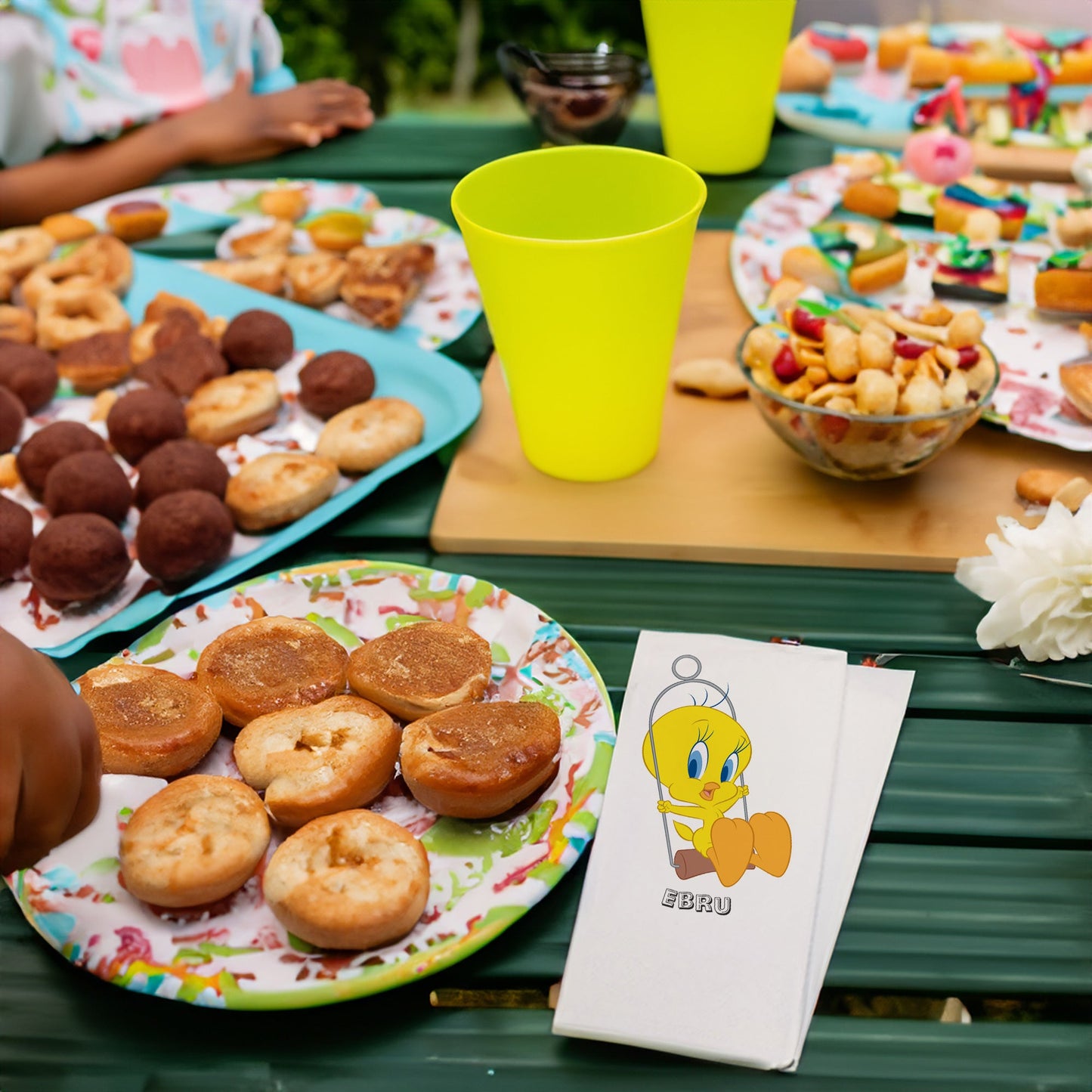 Sallanan Tweety Baskılı Peçeteler - AyDesign.com