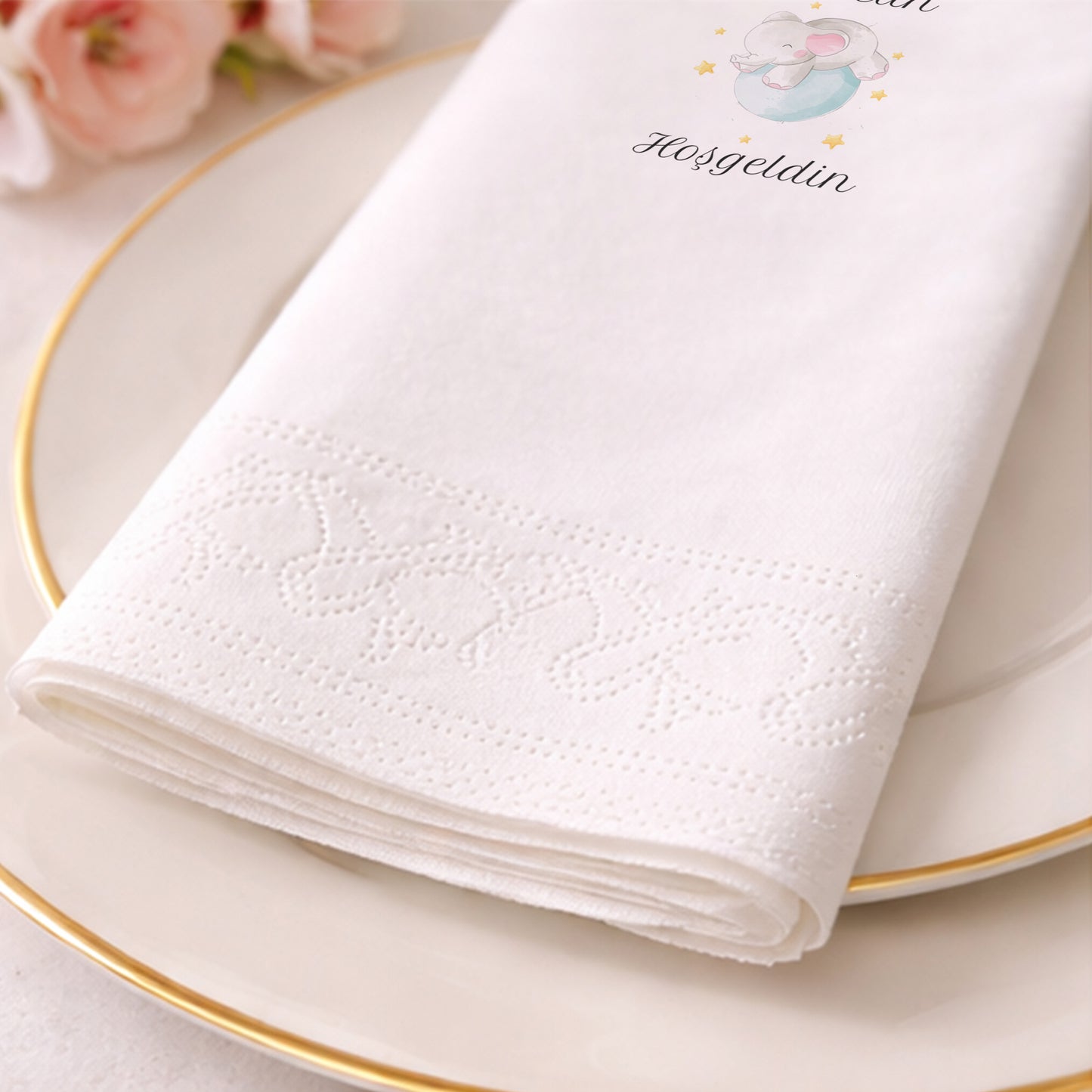 Ay Üzerinde Uyuyan Fil Bebecan Hoşgeldin Bebek Peçetesi