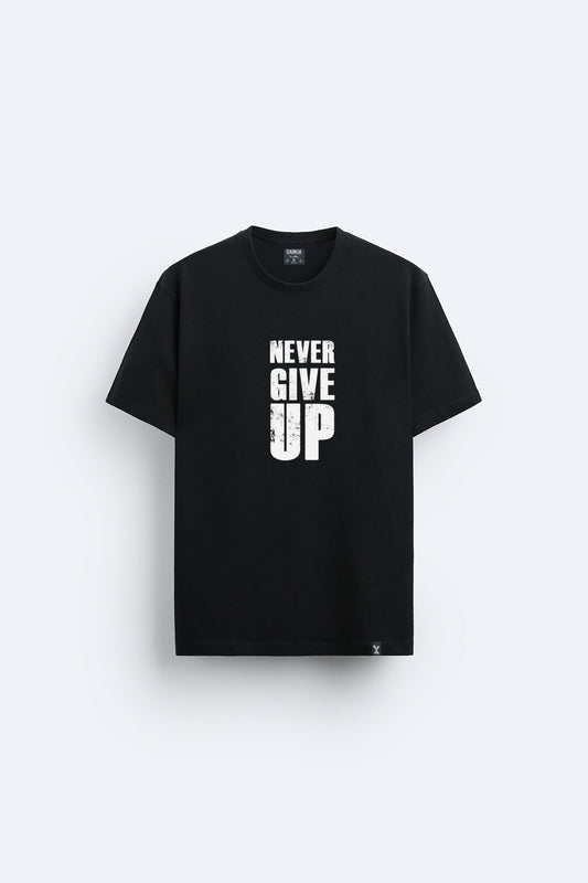 Never give up baskılı regular tişört