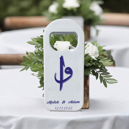 Lacivert Vav Harfli Tasarımlı – Kişiye Özel Plastik Açacak Magnet