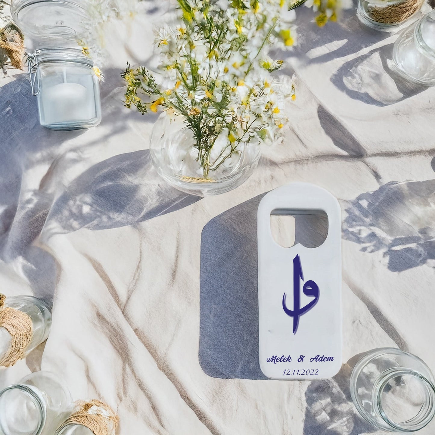 Lacivert Vav Harfli Tasarımlı – Kişiye Özel Plastik Açacak Magnet