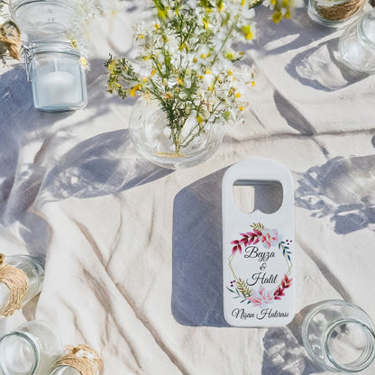 Pembe Çiçekli Çerçeve Tasarımlı – Kişiye Özel Plastik Açacak Magnet