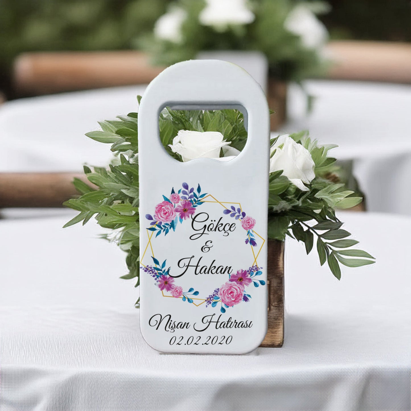 Pembe Çiçek Çerçeve Tasarımlı – Kişiye Özel Plastik Açacak Magnet