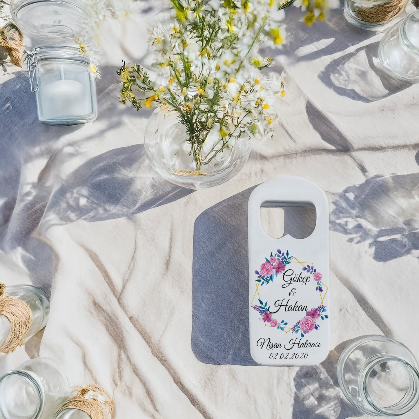 Pembe Çiçek Çerçeve Tasarımlı – Kişiye Özel Plastik Açacak Magnet