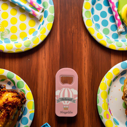 Pembe Zeminli Balon Temalı Plastik Açacak Magnet | Doğumgünü, Babyshower, Diş Buğdayı ve Sünnet Organizasyonlarınızın Unutulmaz Hatırası!