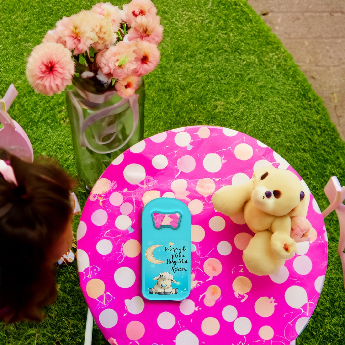Mavi Zeminli Kuzu Temalı Plastik Açacak Magnet | Doğumgünü, Babyshower, Diş Buğdayı ve Sünnet Organizasyonlarınızın Unutulmaz Hatırası!