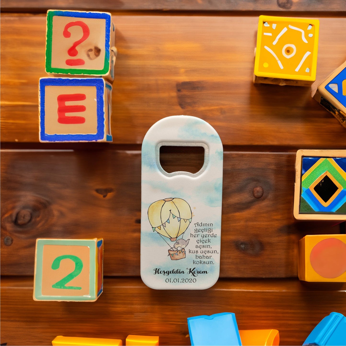 Mavi Bulutlu Balon Temalı Plastik Açacak Magnet | Doğumgünü, Babyshower, Diş Buğdayı ve Sünnet Organizasyonlarınızın Unutulmaz Hatırası!