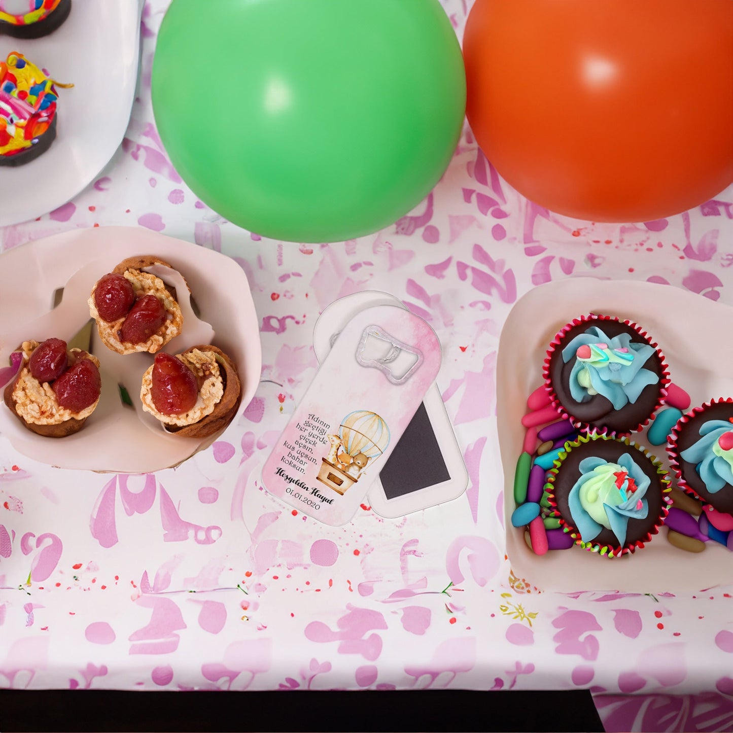Pembe Bulutlu Balon ve Hayvanlar Temalı Plastik Açacak Magnet | Doğumgünü, Babyshower, Diş Buğdayı ve Sünnet Organizasyonlarınızın Unutulmaz Hatırası!