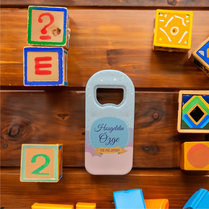 Renkli Zeminli Etiket Temalı Plastik Açacak Magnet | Doğumgünü, Babyshower, Diş Buğdayı ve Sünnet Organizasyonlarınızın Unutulmaz Hatırası!