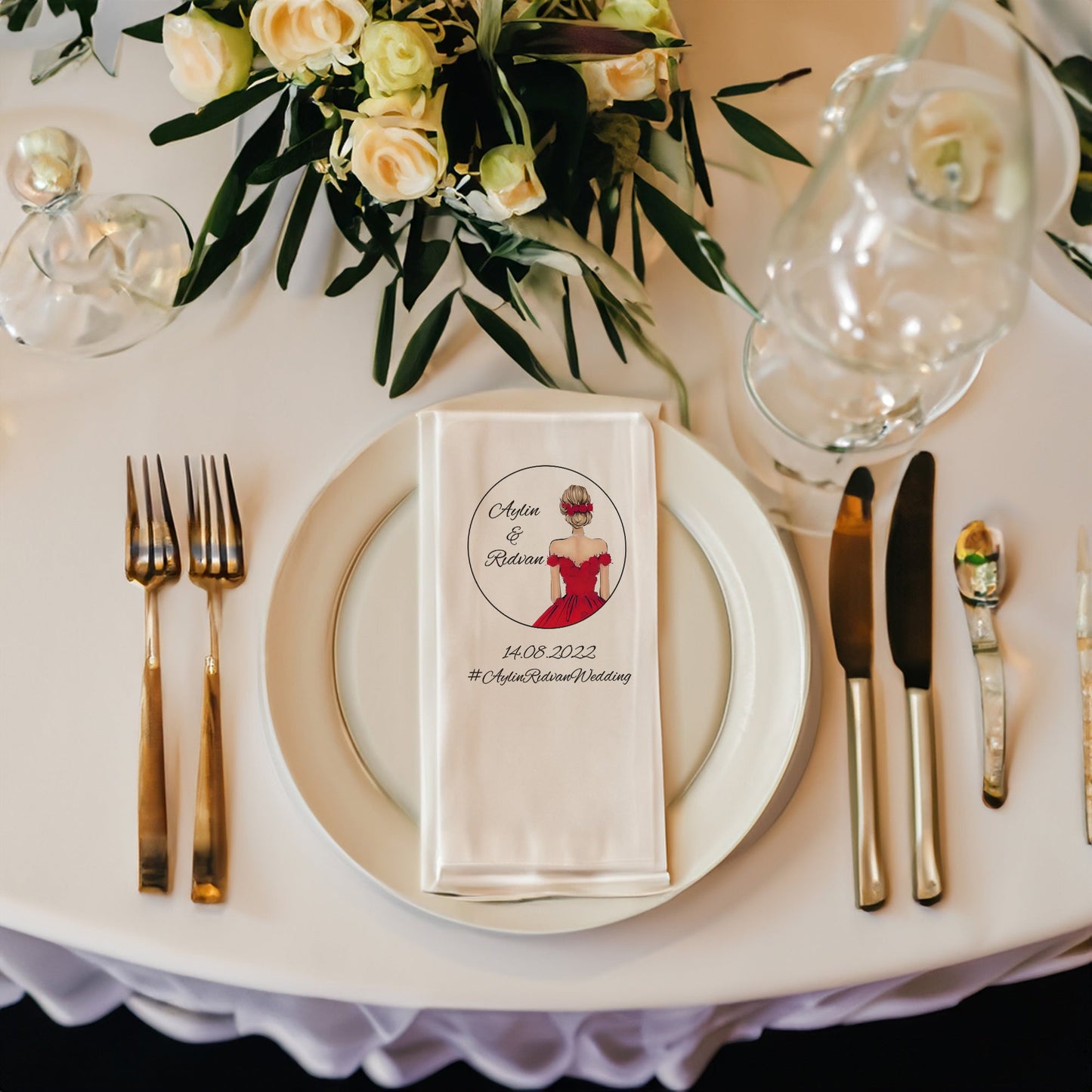 Kırmızılı Gelin Detayı Özel Gün Peçetesi