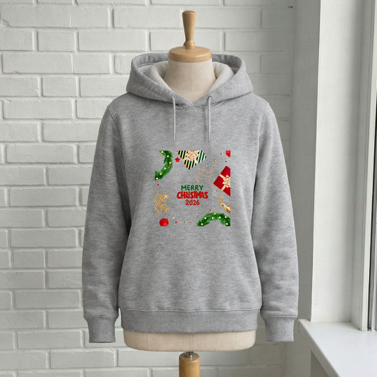Merry Christmas 2026 Yılbaşı Temalı Çam Dalı ve Hediye Desenli Sweatshirt