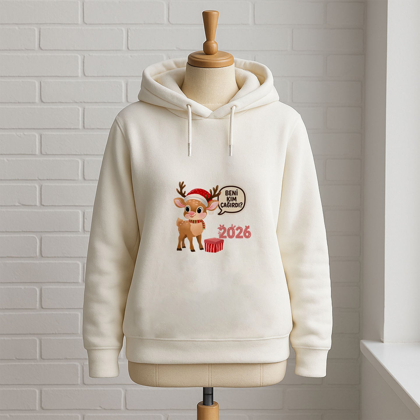 Beni Kim Çağırdı? 2026 Yılbaşı Geyik Temalı Eğlenceli Sweatshirt