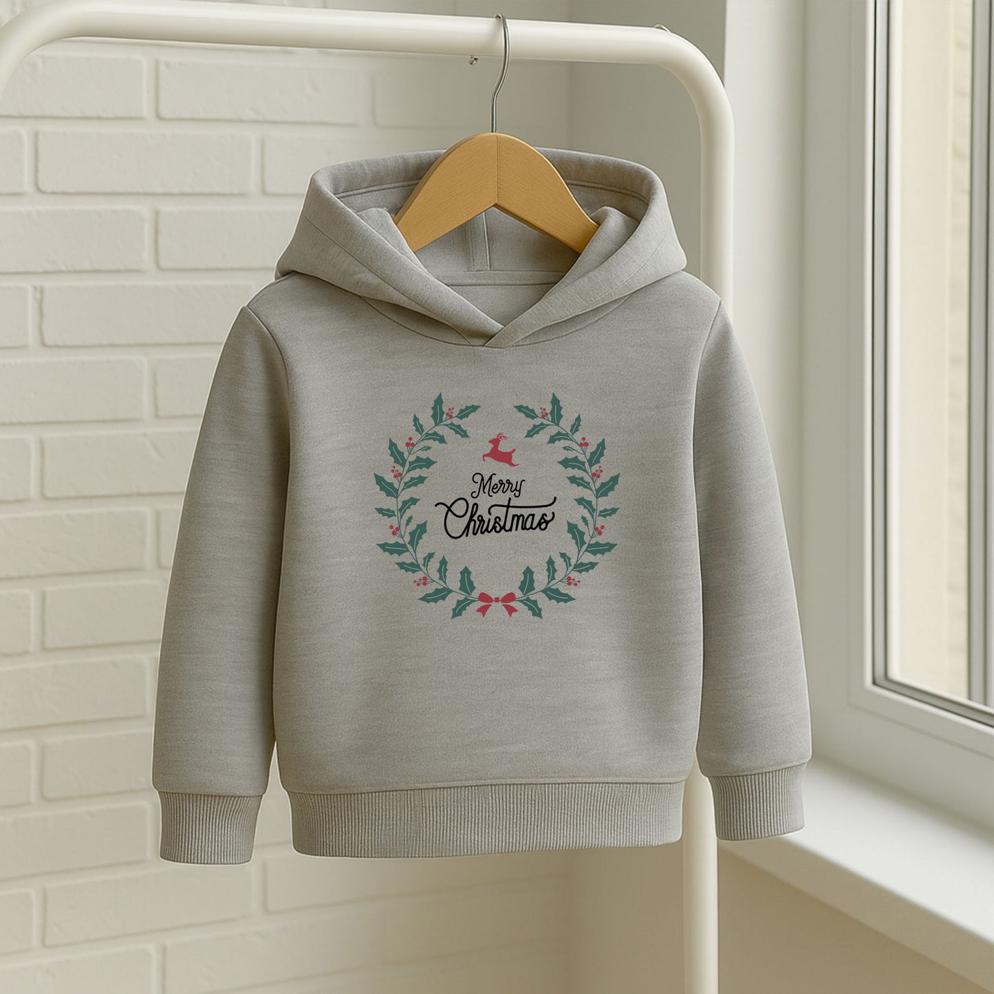 Merry Christmas Çelenk Desenli Çocuk Sweatshirt – Kışlık