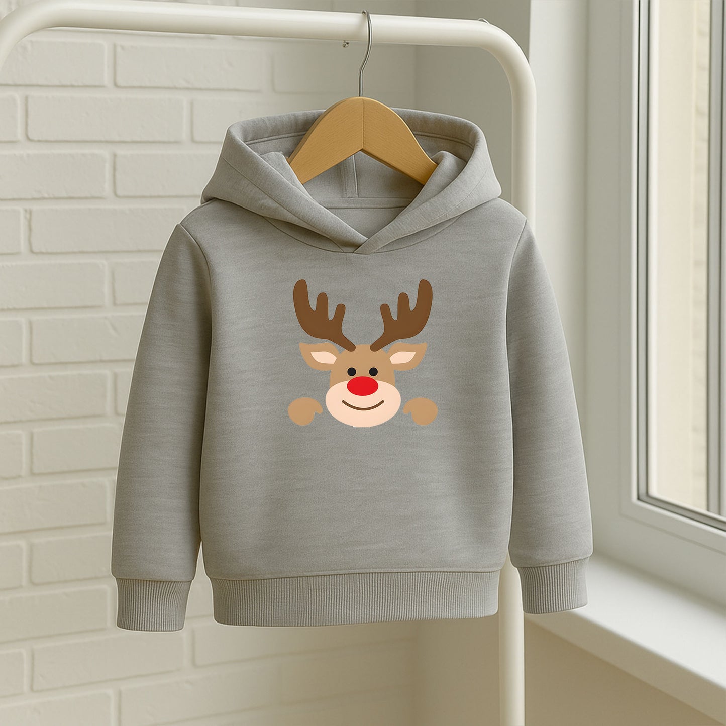 Minimal Yılbaşı Geyik Desenli Bebek & Çocuk Sweatshirt – Kırmızı Burunlu Sevimli Geyik