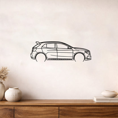 Mercedes GLA 45 Metal Duvar Tablosu Sportif Araba Silüeti Metal Duvar Dekoru