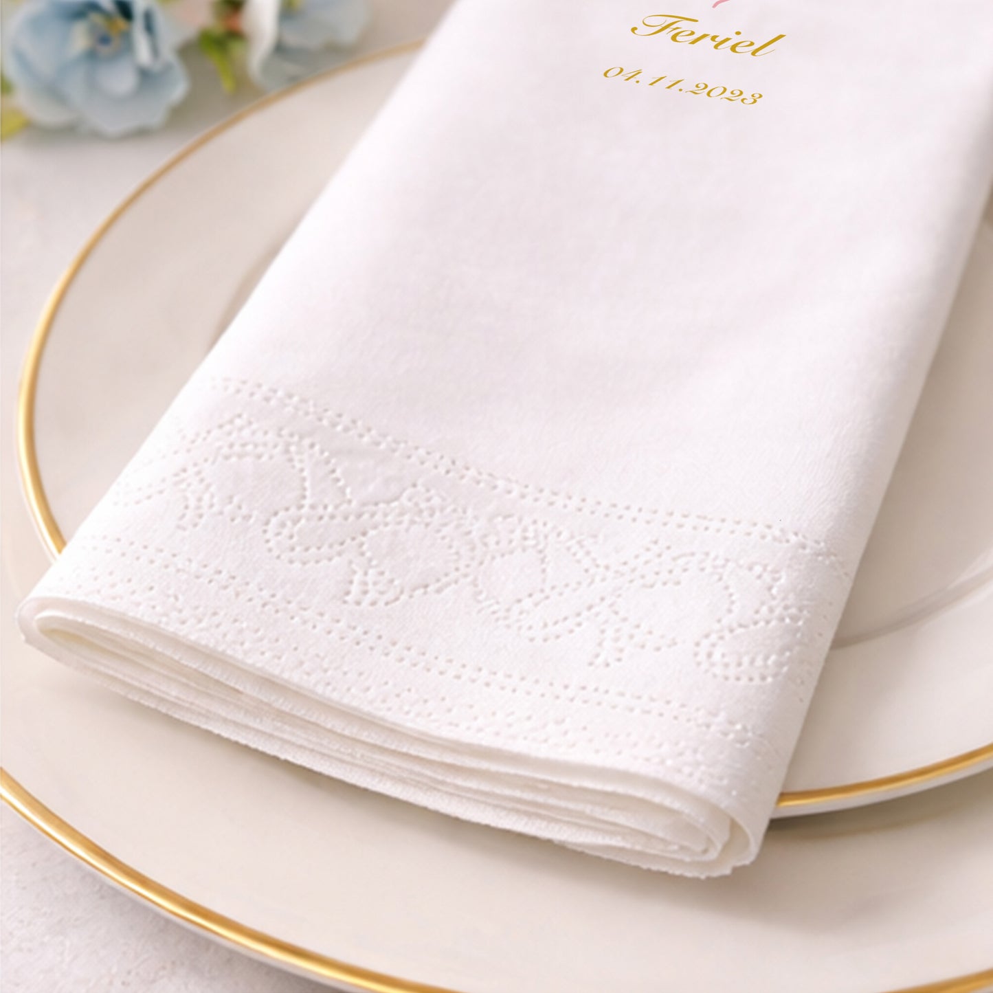 Kalpli Tipografili Düğün Peçetesi – Romantik ve Zarif Tasarım