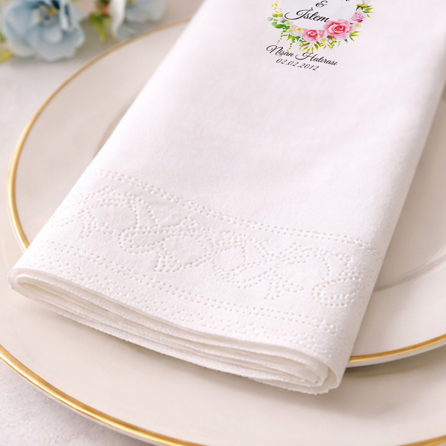 Pembe Gül Detaylı İsimli Nişan Hatırası Baskılı Peçete
