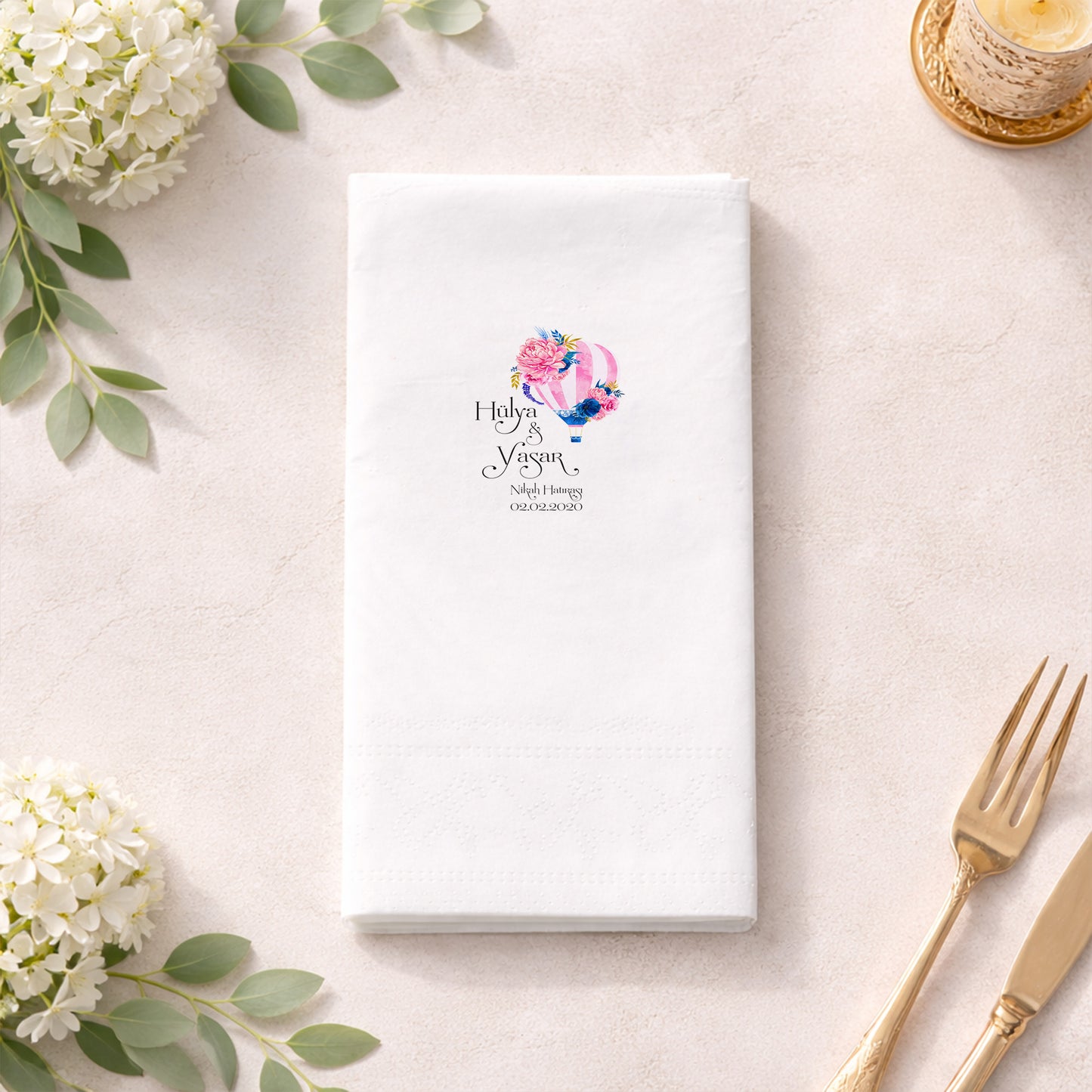 Kırmızı Çiçekli İsimli Nişan Hatırası Baskılı Peçete