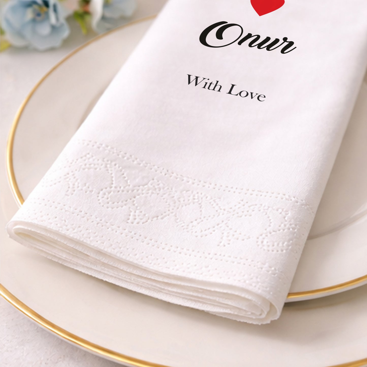 Büşra & Onur İsimli Kalp Detaylı Özel Baskılı Düğün Peçetesi