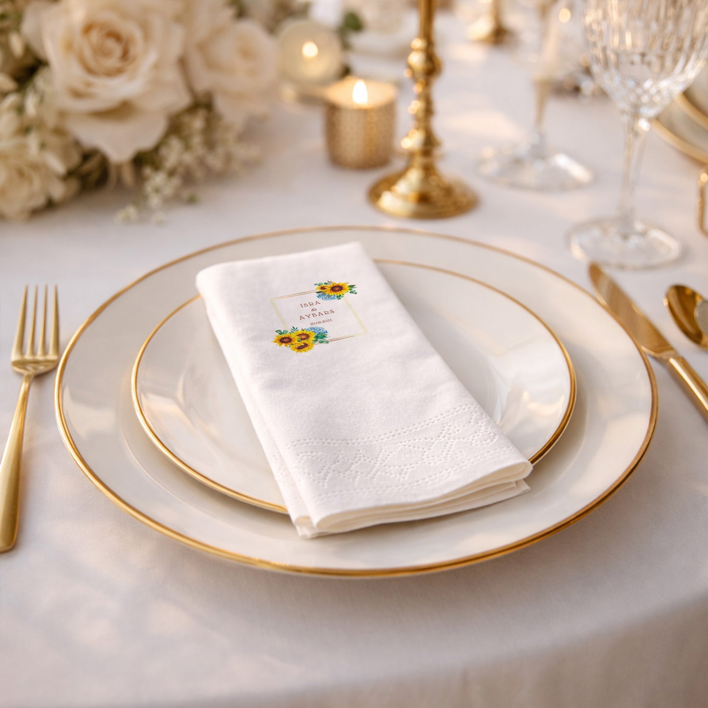 İsra & Aybars Ayçiçeği Temalı Altın Çerçeveli Kişiye Özel Düğün ve Nişan Peçetesi