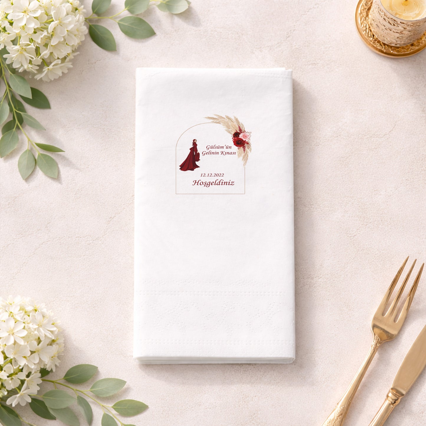 Gülsüm'ün Gelin Kınası Modern Bordo Elbiseli Şık Baskılı Peçete