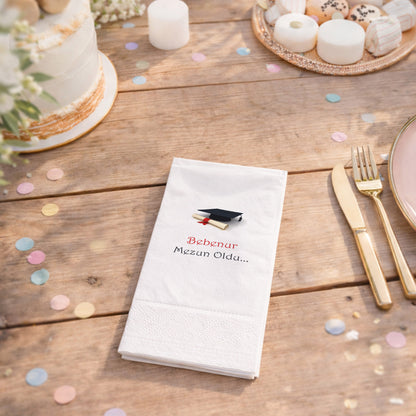 Mezuniyet Temalı Kep ve Diploma Desenli Siyah Şık Parti Peçetesi