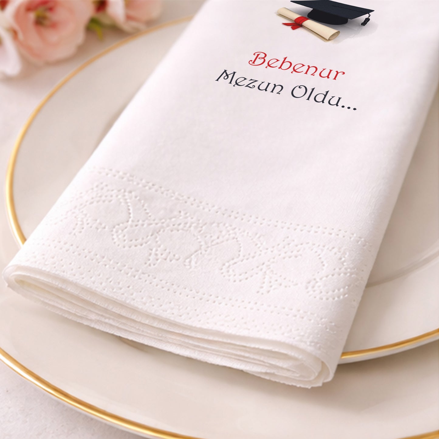 Mezuniyet Temalı Kep ve Diploma Desenli Siyah Şık Parti Peçetesi
