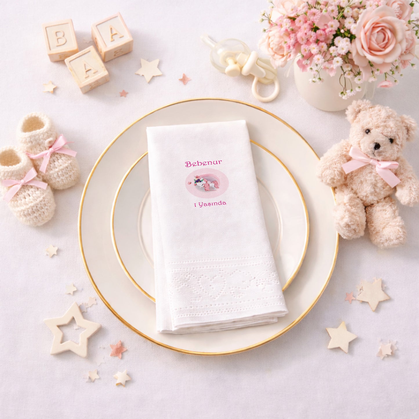 Bebenur Pembe Unicorn Temalı 1 Yaş Doğum Günü Parti Peçetesi