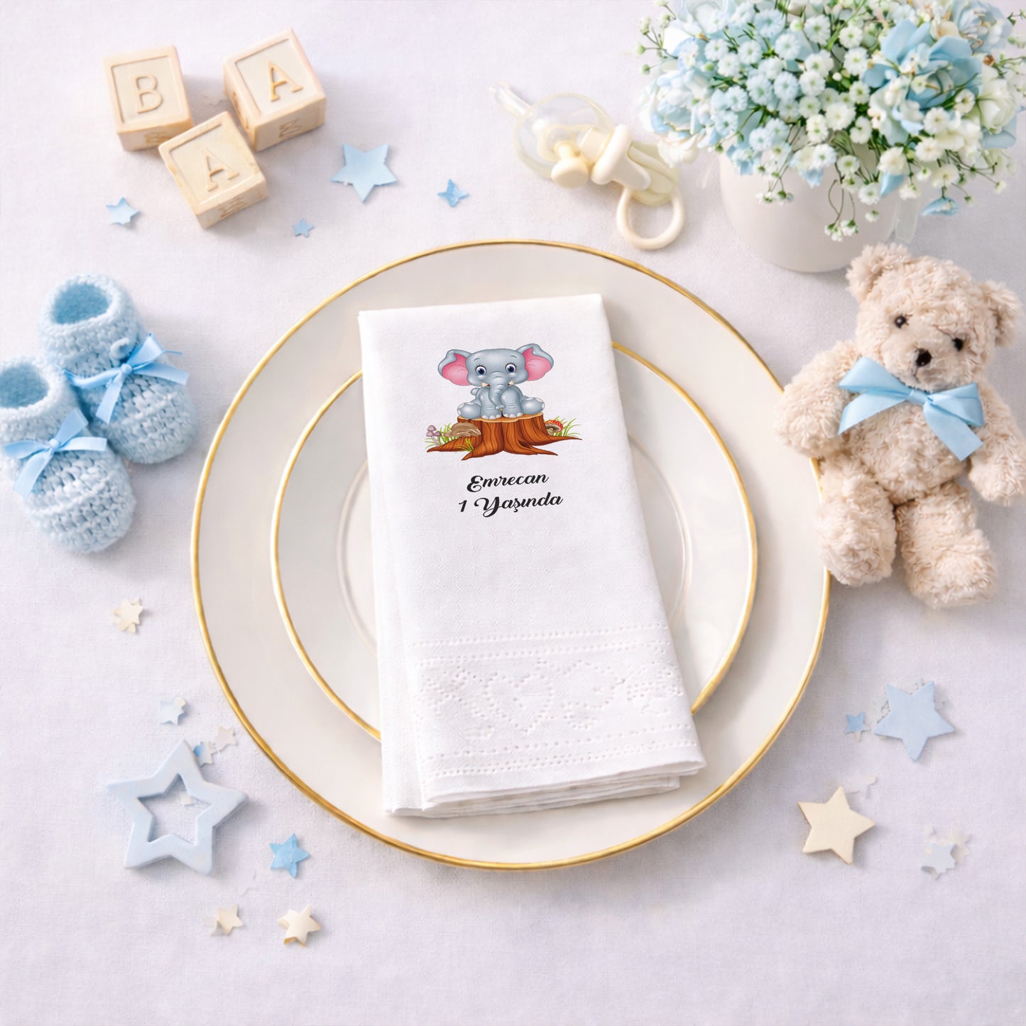 Emrecan 1 Yaşında Kütük Üstünde Fil Tasarımlı Doğum Günü Peçetesi