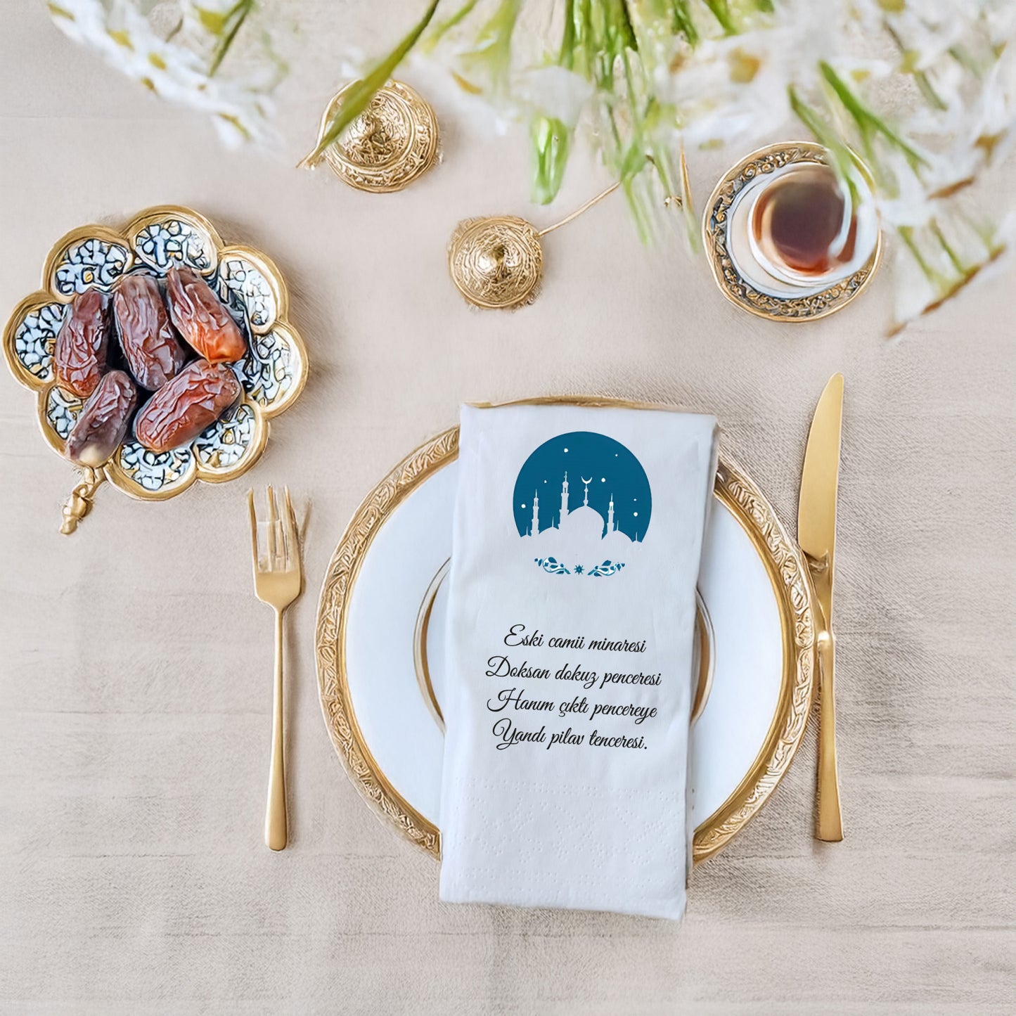 Kidzia Yuvarlak Camii Silüeti Ramazan Peçetesi – Mani Yazılı, 33x33 cm Çift Katlı, 20’li Paket