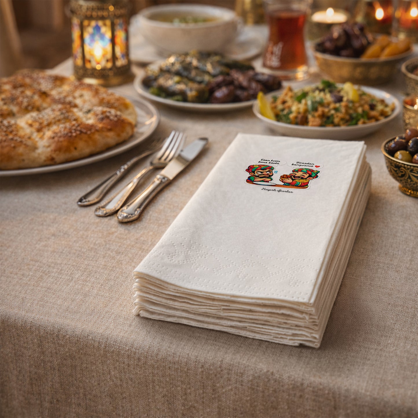 Eğlenceli Ramazan Desenli Baskılı Peçete – Karagöz Hacivat Temalı | 33x33 cm