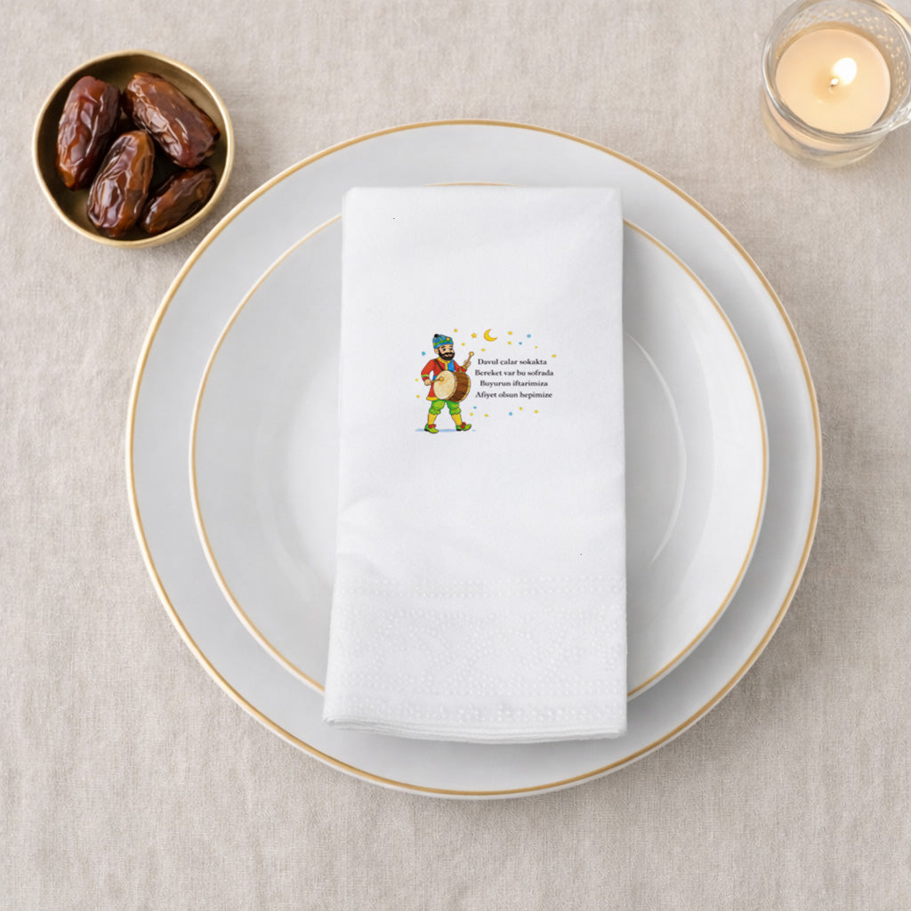 Davulcu Figürlü Ramazan Baskılı Peçete – Bereket ve Dua Temalı | 33x33 cm