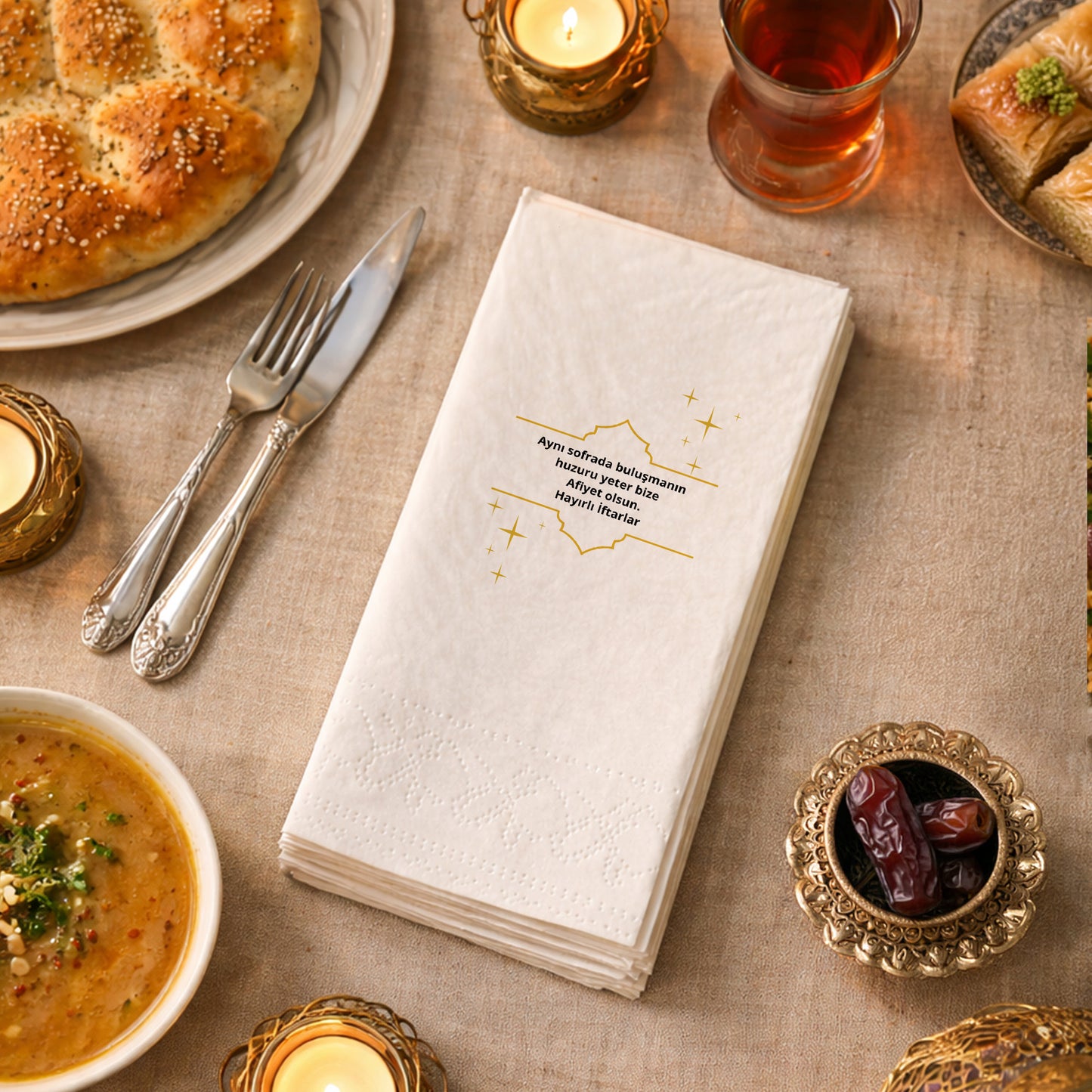 Ramazan Desenli Baskılı Peçete – Aynı Sofrada Buluşmanın Huzuru | Hayırlı İftarlar | 33x33 cm