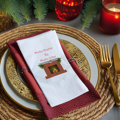 Mutlu Noeller ve Mutlu Yıllar Şömine Baskılı Yılbaşı Peçetesi – 33x33 cm Çift Katlı, 20’li Paket