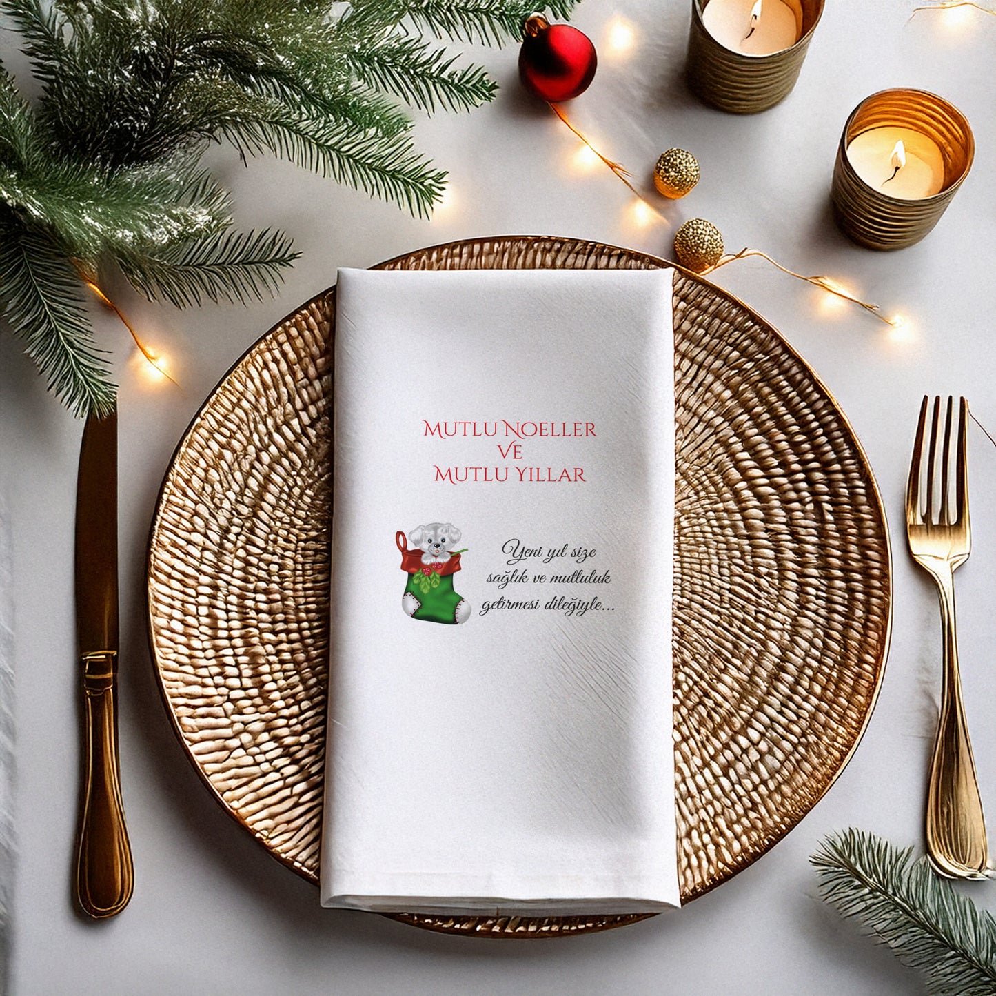 Mutlu Noeller ve Mutlu Yıllar Ayı Çorap Desenli Yılbaşı Peçetesi – 33x33 cm Çift Katlı, 20’li Paket