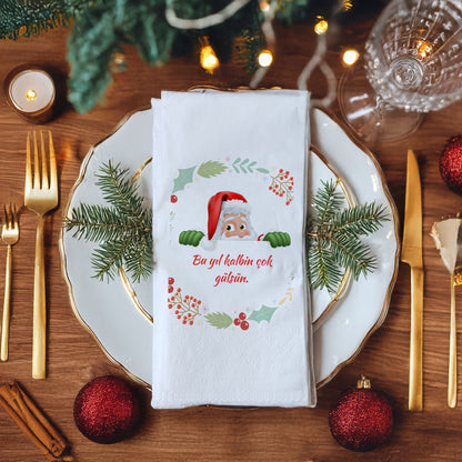 Noel Baba Temalı Yılbaşı Peçetesi – “Bu Yıl Kalbin Çok Gülsün” Yazılı Yeni Yıl Baskılı Peçete | 33x33 cm, 20’li Paket