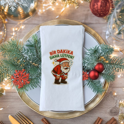 “Bir Dakika Daha Lütfen!” Yorgun Santa Komik Yılbaşı Peçetesi – 33x33 cm, 20’li Paket