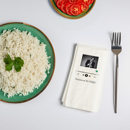 Hatalarına Bir Nilüfer Şarkı Temalı Baskılı Peçete – 33x33cm, Çift Katlı, 20’li Paket