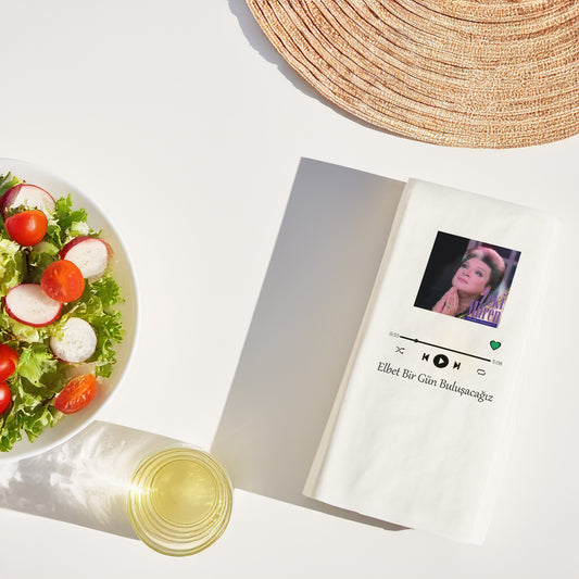 Elbet Bir Gün Buluşacağız Şarkı Temalı Baskılı Peçete – 33x33cm Çift Katlı, Müzik Konsept Masa Peçetesi (20’li Paket)