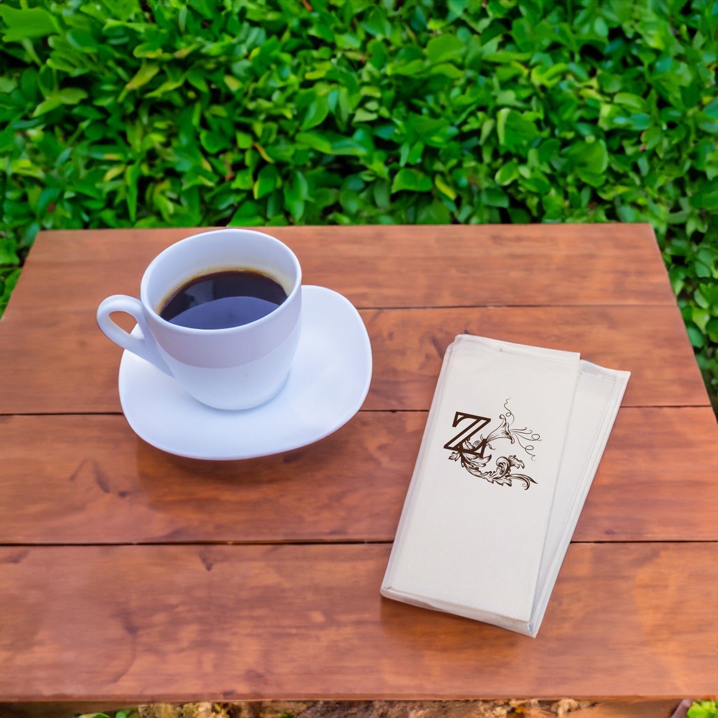 Z Harfi Monogram Desenli Lüks Baskılı Peçete – 33x33cm Çift Katlı, 20’li Paket