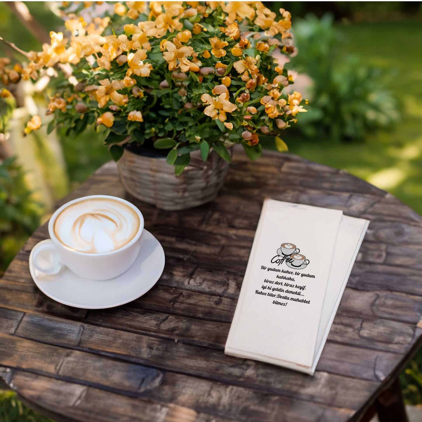 Kahve Desenli Baskılı Peçete – Kalpli Köpük Detaylı Minimal Coffee Tasarım