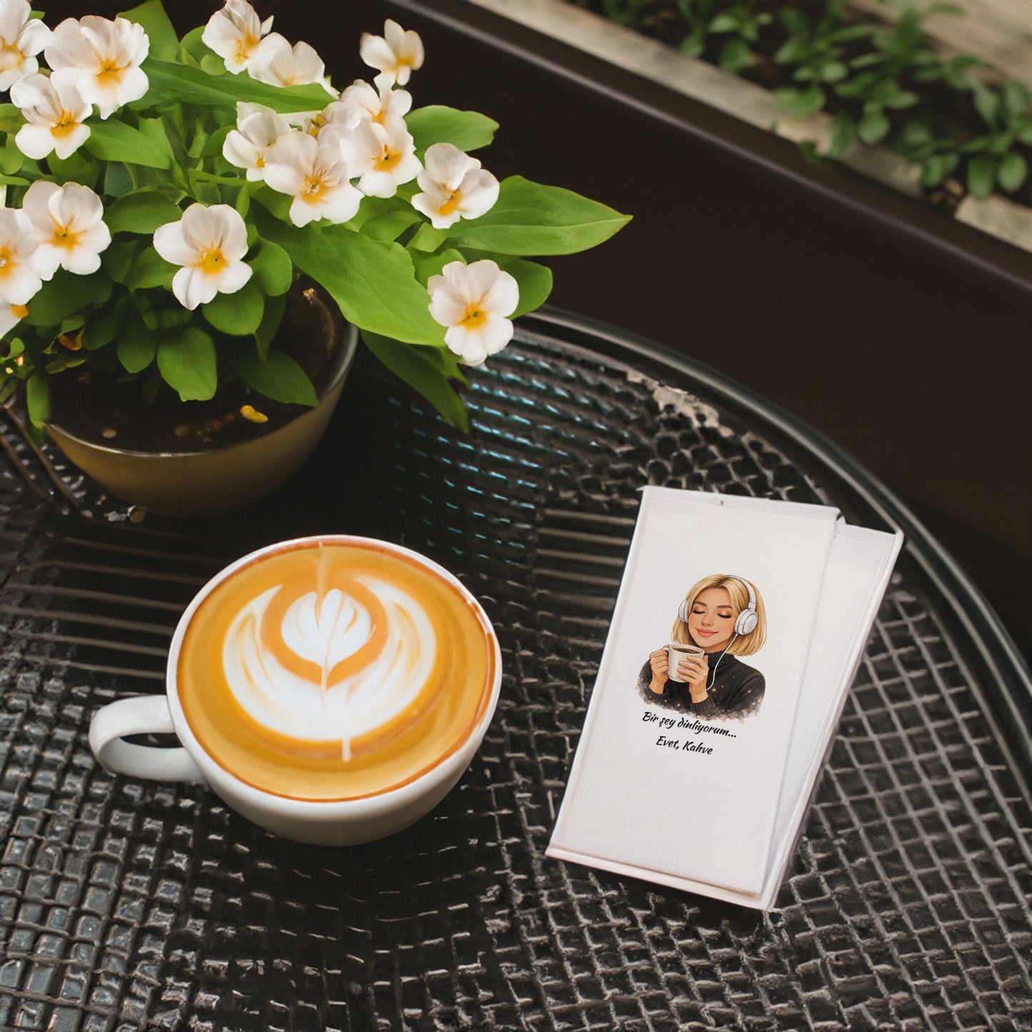 Kahve Keyfi Temalı Baskılı Peçete – Müzik Eşliğinde Kahve Tasarımı