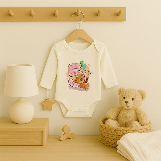 Kişiye Özel Doğum Günü Bebek Zıbını – 5 Yaş Ayıcık Tasarım | 1–36 Ay