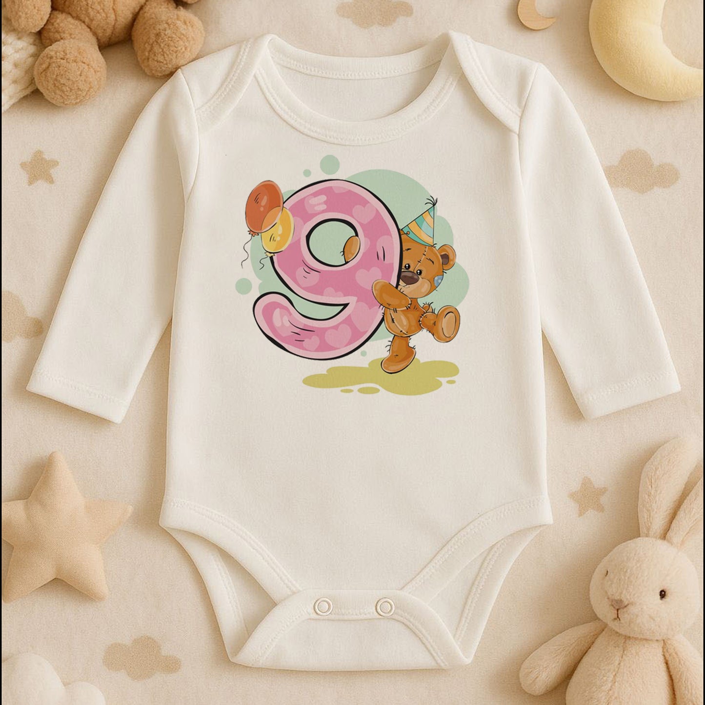 Kişiye Özel Doğum Günü Bebek Zıbını – 9 Yaş Ayıcık Tasarım | 1–36 Ay