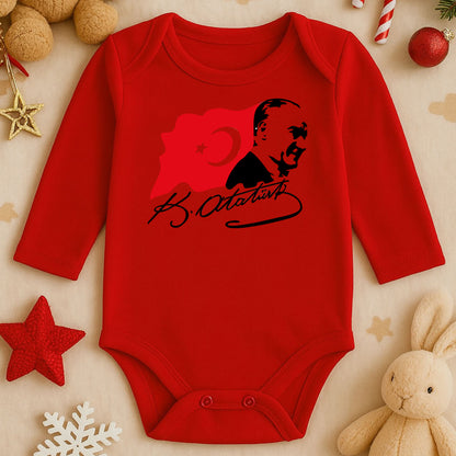 Atatürk Silüeti & Türk Bayrağı Bebek Zıbını | 1–36 Ay