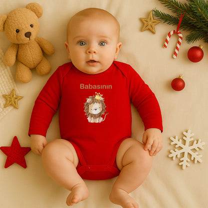 Babasının Aslanı Bebek Zıbın – Taçlı Aslan İllüstrasyon | 1–36 Ay | Erkek Bebek Tema