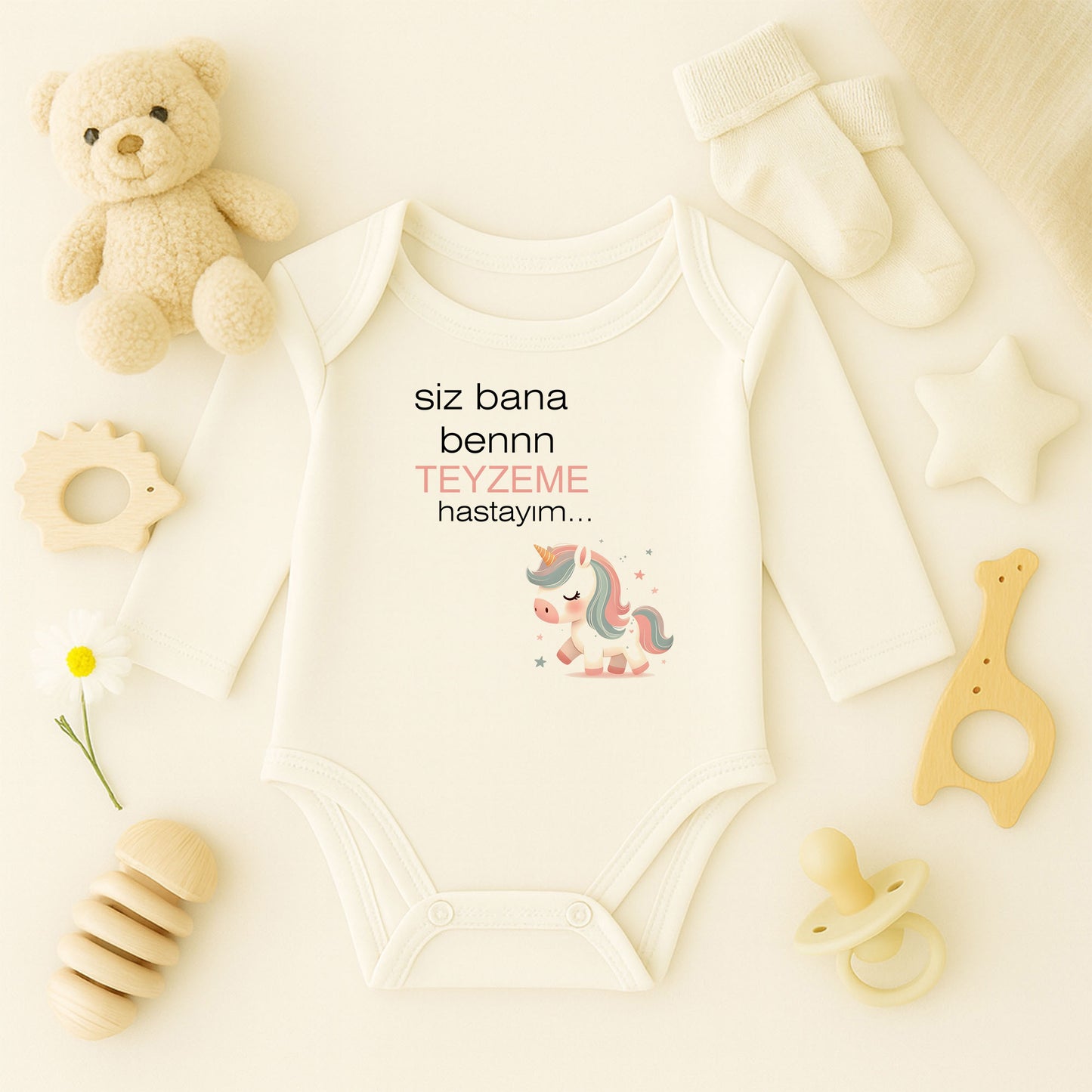 “Teyzeme” Yazılı Unicorn Temalı Bebek Zıbını – 1–36 Ay | DTF Baskı, Hassas Cilt Dostu