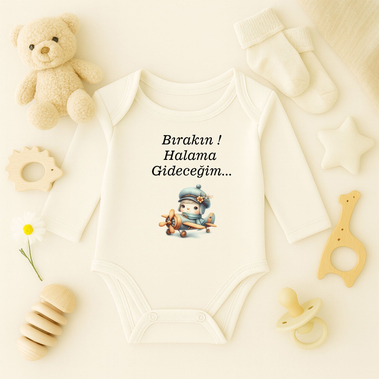 “Bırakın! Halama Gideceğim…” Baskılı Bebek Zıbını – 1–36 Ay | Sevimli Pilot Bebek Tasarımı
